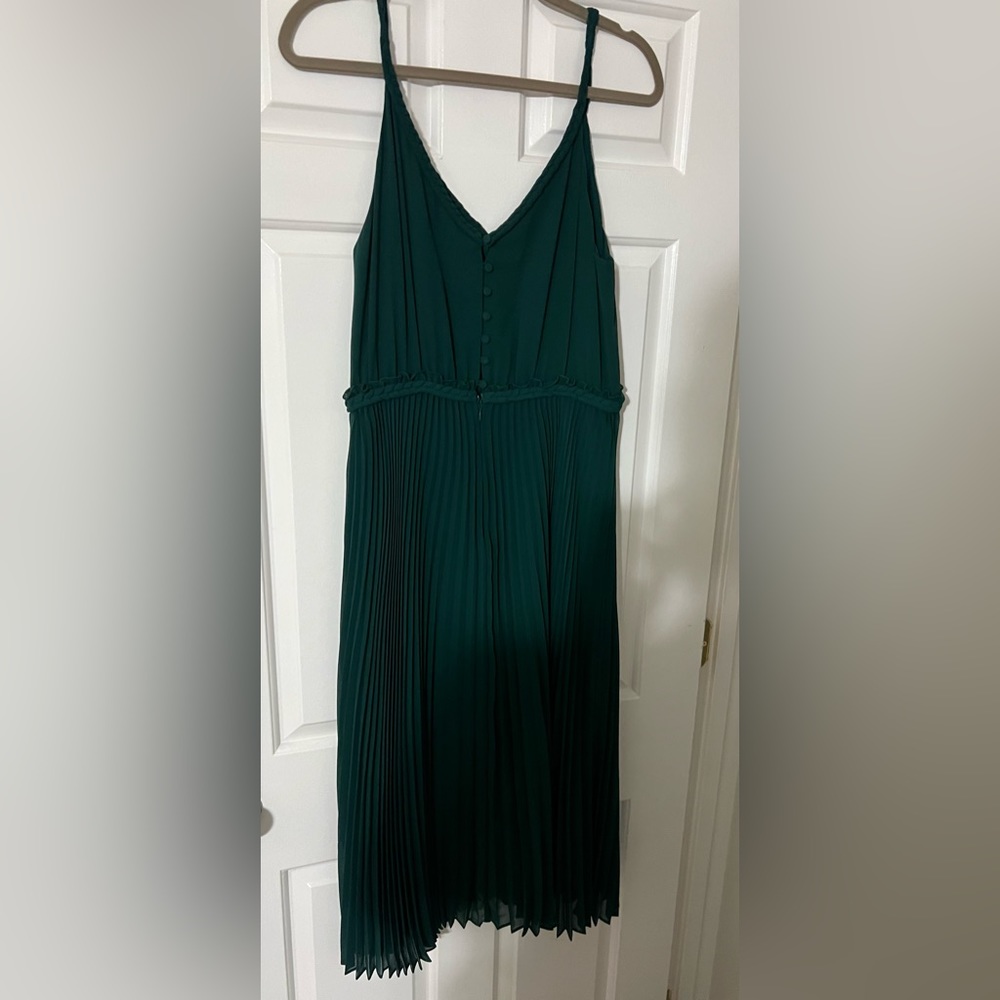 Sézane pleated green dress size 40/8